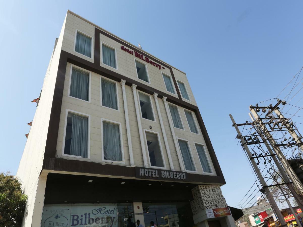 Bilberry Hotel Rewāri Extérieur photo