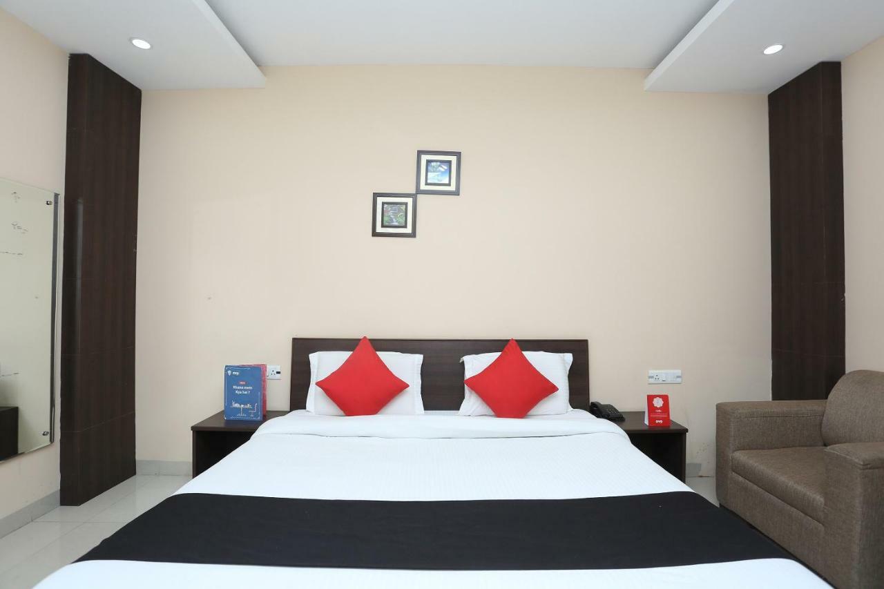 Bilberry Hotel Rewāri Extérieur photo